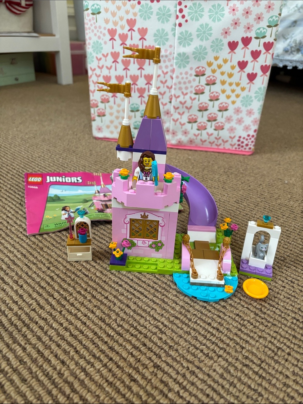 LEGO juniors Castle Playset with princess and cat.
